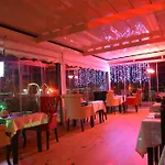 Assortie La Otel