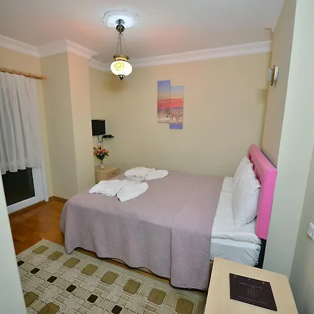 Assortie La イスタンブール