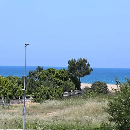 Assortie La Hotel 3*