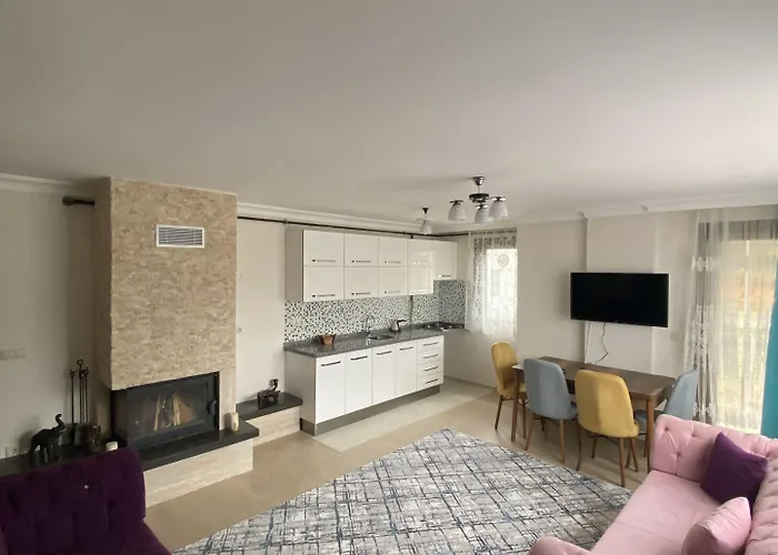 Assortie La Hotel 3*