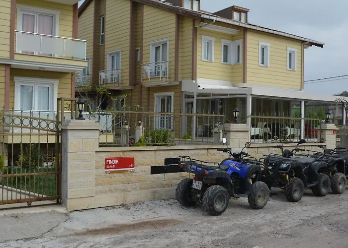 Assortie La Hotel 3*