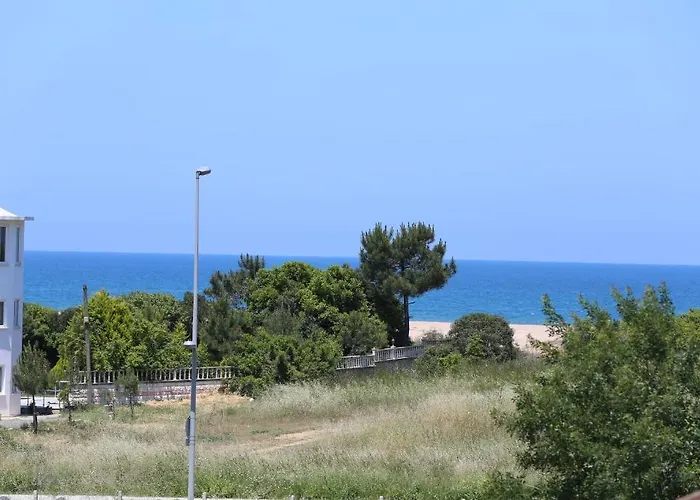 Assortie La Hotel 3*