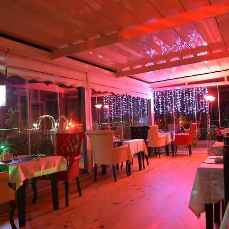 Assortie La Hotel
